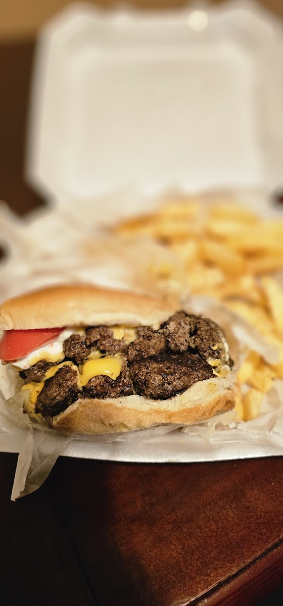 E's Famous Fried Chicken Photos 2